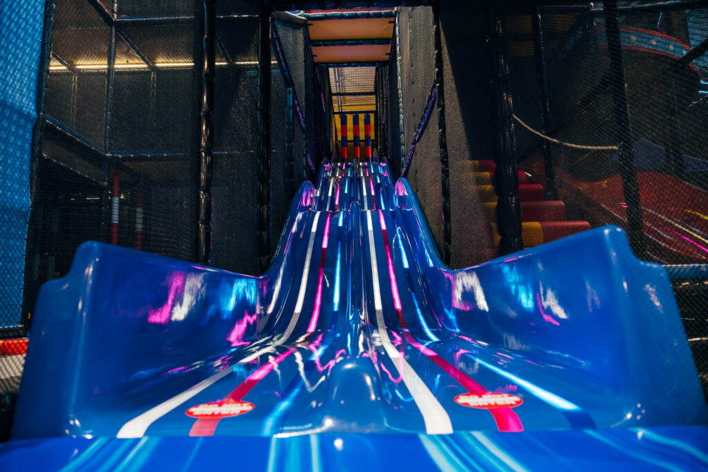 Wave slide with lights